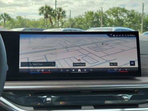 New 2026 BMW X7 xDrive40i w/ Executive Package image 19