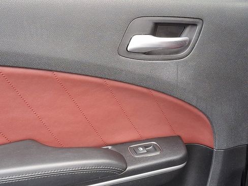 Used 2019 Dodge Charger GT image 18