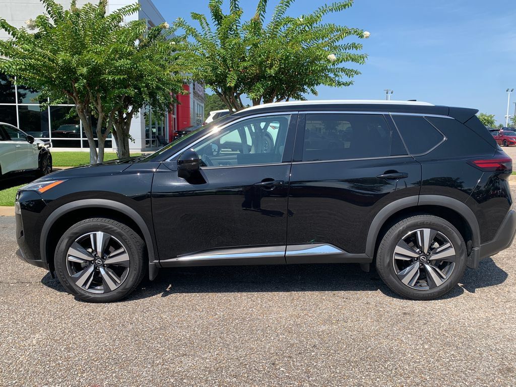 Used 2023 Nissan Rogue SL FWD image 5