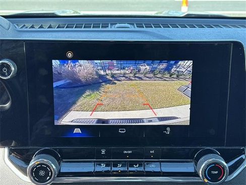 Used 2024 Chevrolet Colorado Trail Boss image 26