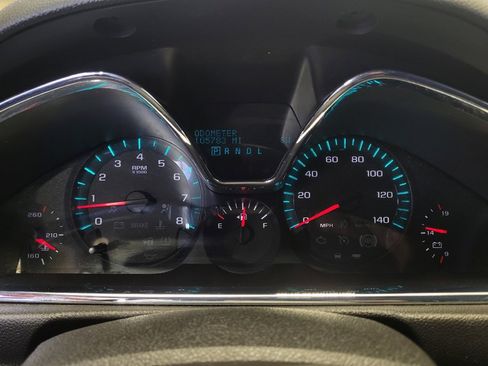 Used 2017 Chevrolet Traverse LT w/ Style and Technology Package FWD image 23