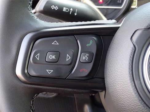 New 2025 Jeep Wrangler Unlimited Rubicon image 31