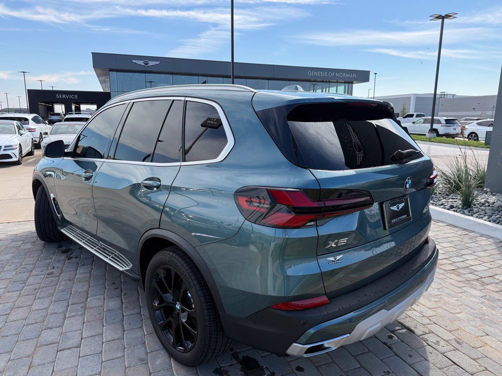 Used 2026 BMW X5 xDrive40i AWD/4WD image 23