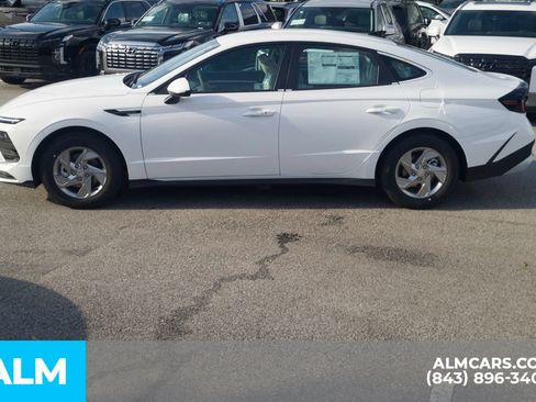 Certified 2025 Hyundai Sonata SE FWD image 9