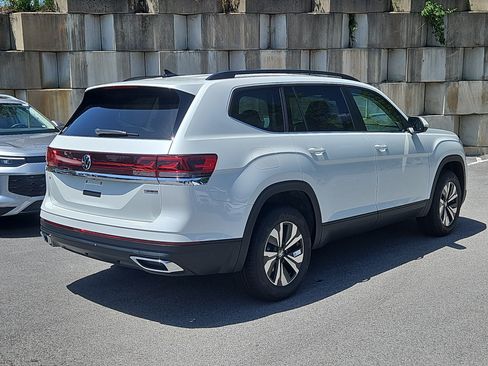 New 2026 Volkswagen Atlas SE AWD/4WD image 2