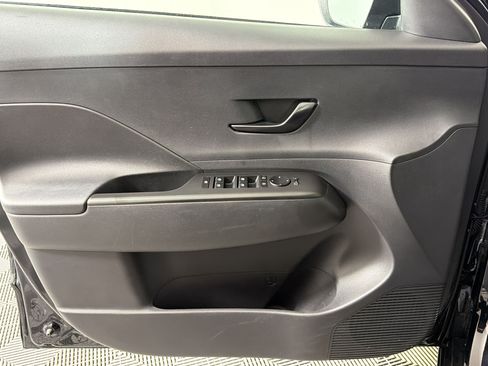 Used 2024 Hyundai Kona SEL AWD/4WD image 12