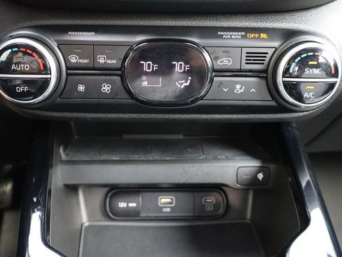 Used 2023 Kia Soul GT-Line FWD image 8