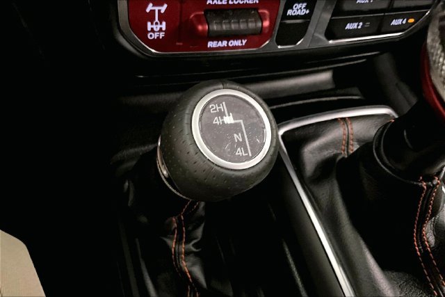 Used 2023 Jeep Gladiator Mojave w/ LED Lighting Group AWD/4WD image 38