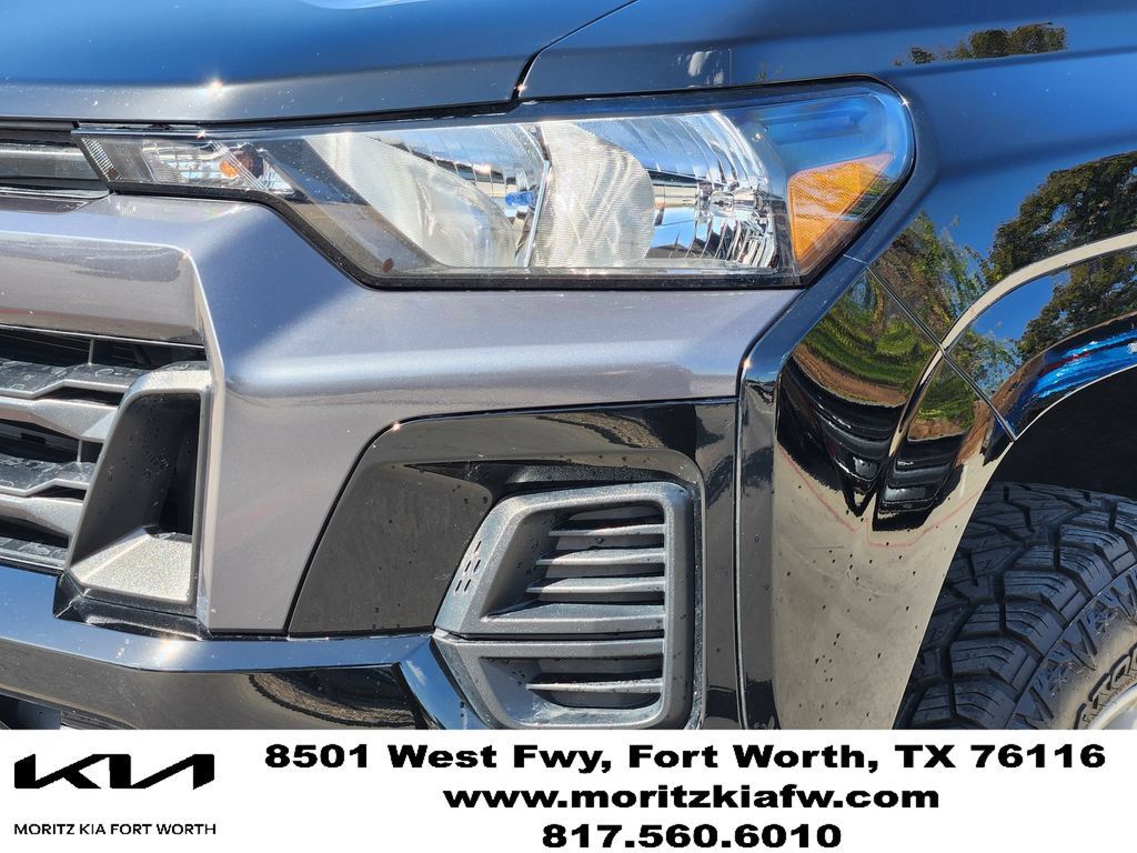 Used 2025 Chevrolet Colorado W/T w/ WT Convenience Package II RWD image 7