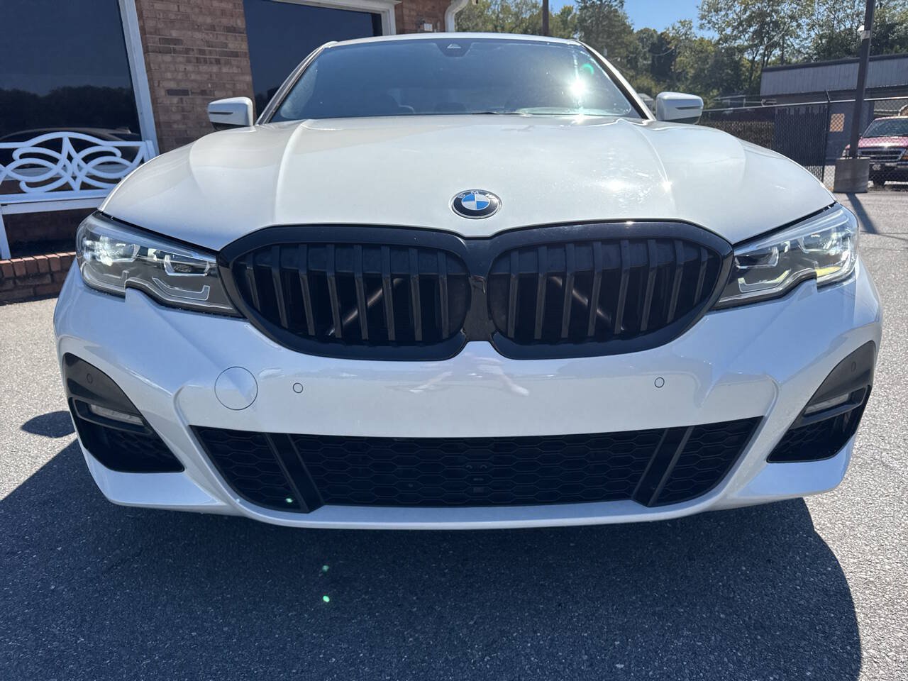 Used 2020 BMW 330i Sedan w/ M Sport Package RWD image 6