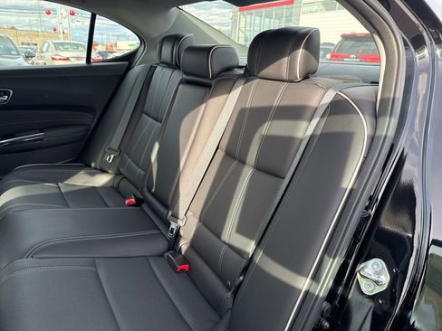 Used 2018 Acura TLX V6 SH-AWD w/ Technology Pkg image 13