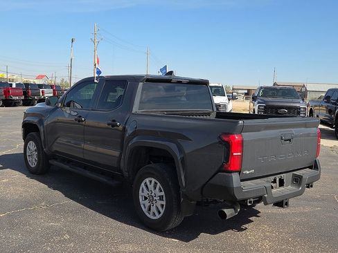 Used 2024 Toyota Tacoma SR image 3