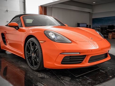 Used 2019 Porsche 718 Boxster image 19