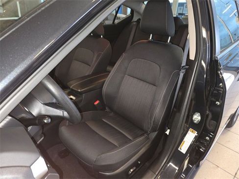 Used 2022 Nissan Altima 2.5 SV image 11