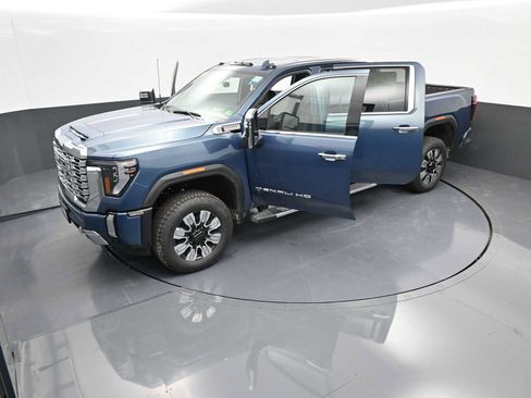 New 2025 GMC Sierra 2500 Denali w/ Denali Reserve Package image 69