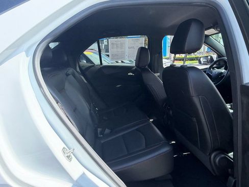 Used 2024 Chevrolet Equinox RS w/ RS Leather Package FWD image 16