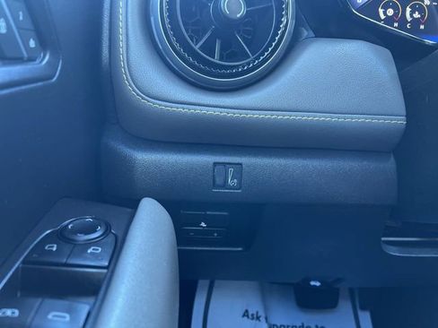 Used 2023 Chevrolet Colorado ZR2 w/ ZR2 Convenience Package III image 19