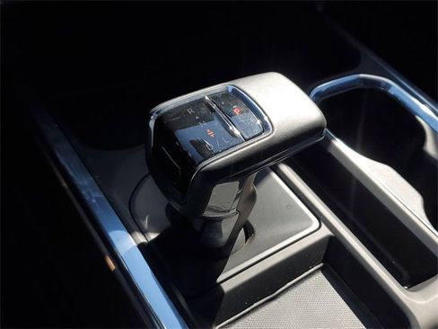 Used 2025 Chevrolet Silverado 1500 High Country w/ Midnight Edition image 30