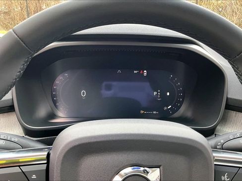 New 2026 Volvo XC40 B5 Plus AWD/4WD image 26