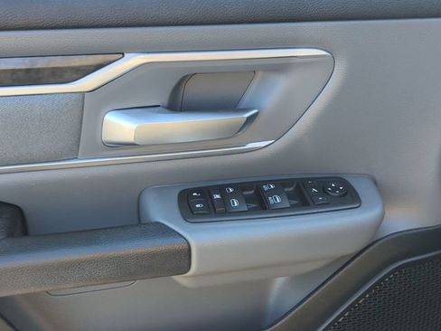 Used 2020 RAM 1500 Big Horn AWD/4WD image 13