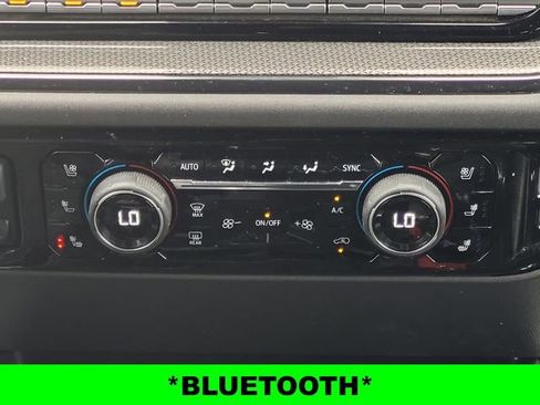 Used 2022 Chevrolet Silverado 1500 ZR2 w/ Technology Package AWD/4WD image 16