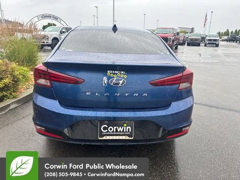 Used 2020 Hyundai Elantra SEL FWD image 8