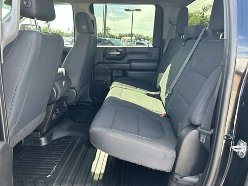 Used 2021 GMC Sierra 2500 4x4 Crew Cab w/ Gooseneck/5TH Wheel Package image 22