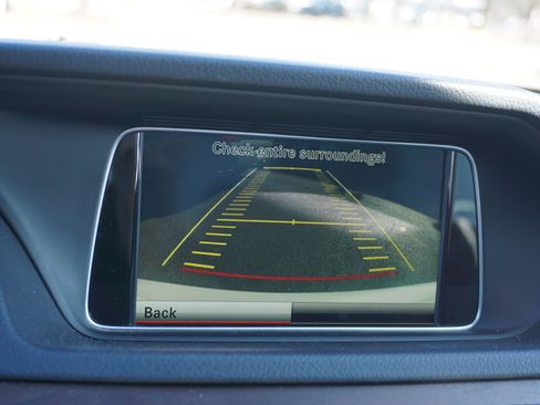 Used 2014 Mercedes-Benz E 350 Sedan image 14