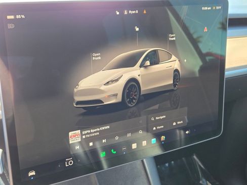 Used 2022 Tesla Model Y Performance image 19