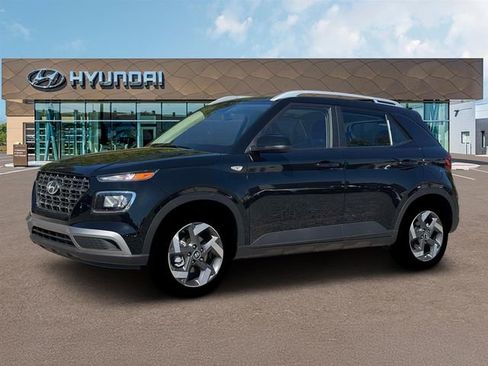 New 2026 Hyundai Venue SEL image 2