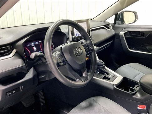 Certified 2025 Toyota RAV4 LE AWD/4WD image 15