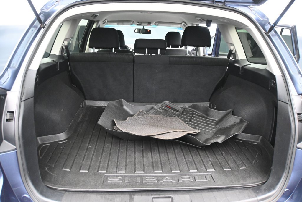Used 2013 Subaru Outback Wilderness AWD/4WD image 15