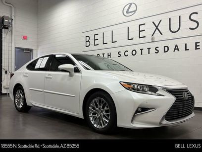 Used 2017 Lexus ES 350 w/ Navigation System Package