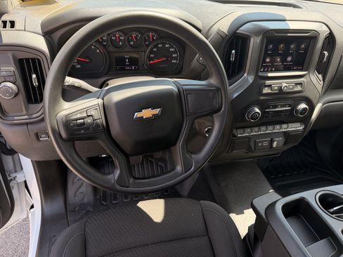 Used 2025 Chevrolet Silverado 1500 W/T RWD image 29