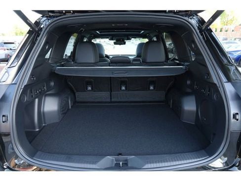 New 2026 Subaru Forester Touring AWD/4WD image 36