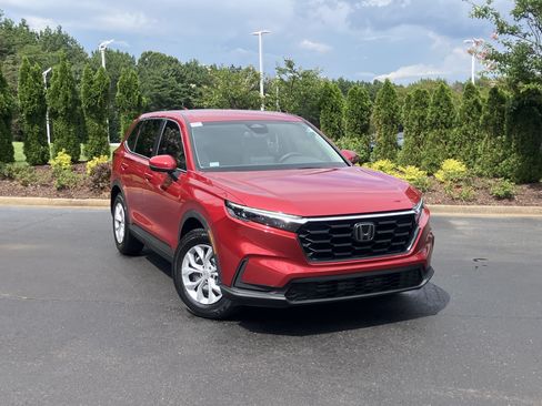 Certified 2025 Honda CR-V LX image 2