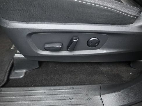 Used 2024 Nissan Pathfinder SV AWD/4WD image 21