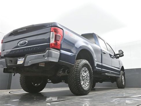 Used 2019 Ford F250 XLT w/ XLT Premium Package image 46