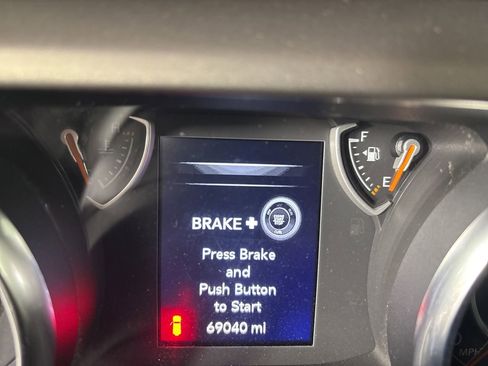 Used 2019 Jeep Wrangler Unlimited Sport S image 13