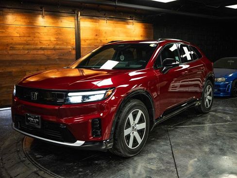 Used 2024 Honda Prologue Touring image 2