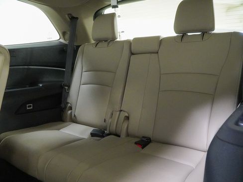 Used 2022 Honda Pilot Touring image 44