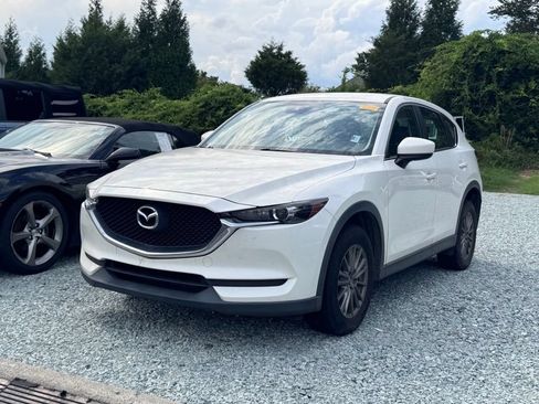 Used 2017 MAZDA CX-5 Sport FWD image 2