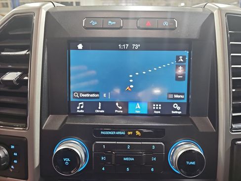 Used 2018 Ford F150 Lariat w/ Equipment Group 502A Luxury AWD/4WD image 28
