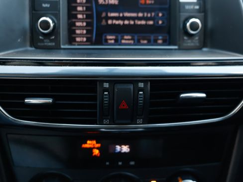 Used 2014 MAZDA MAZDA6 Sport image 29