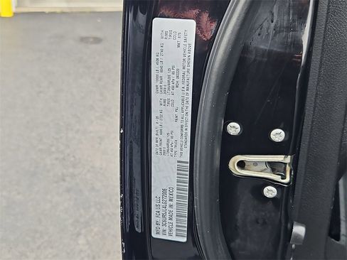 Used 2020 RAM 2500 Big Horn w/ Level 2 Equipment Group image 32