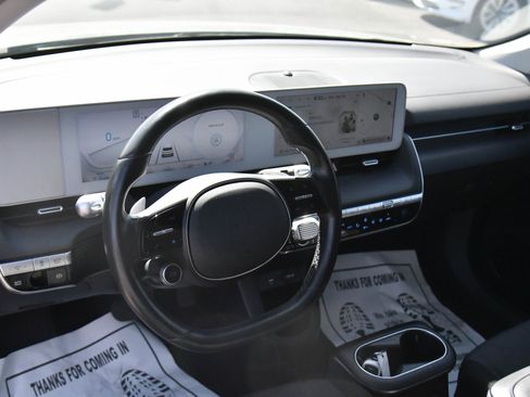 Used 2024 Hyundai Ioniq 5 SEL RWD image 16