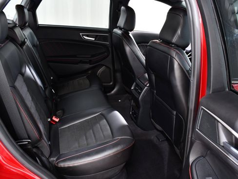 Used 2024 Ford Edge ST-Line image 19