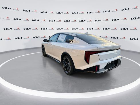 New 2026 Kia K4 GT-Line image 6