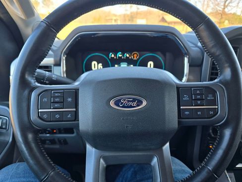 Used 2023 Ford F150 Lariat image 19