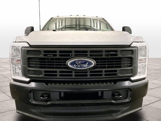 Used 2024 Ford F250 XL w/ FX4 Off-Road Package AWD/4WD image 3